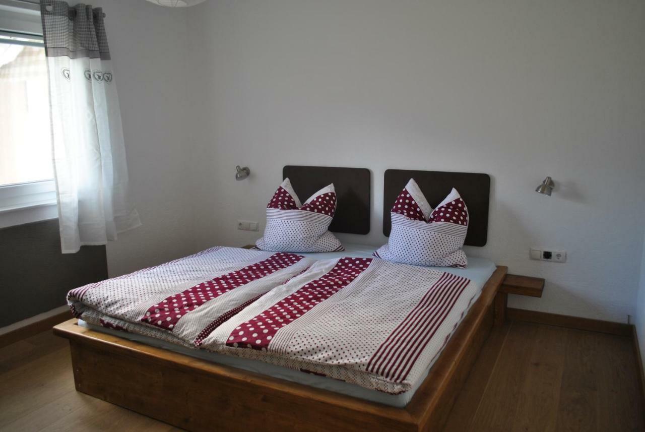 Chasa Chalur Apartment Fliess Bagian luar foto